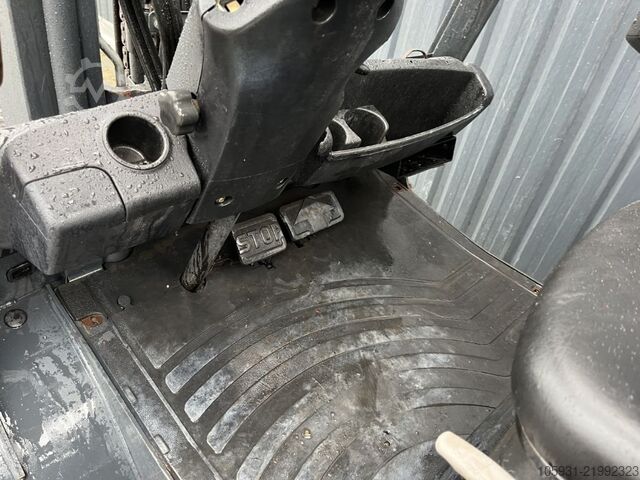 Diesel gaffeltrucks Linde H30D-01