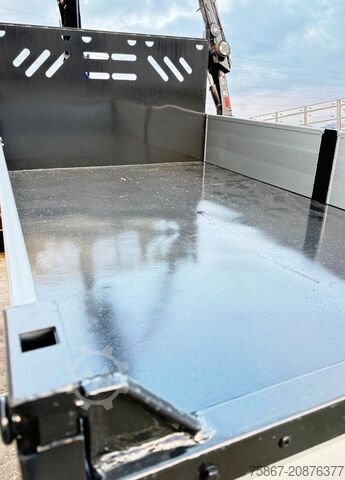 Tipper truck IVECO EUROCARGO 180E32