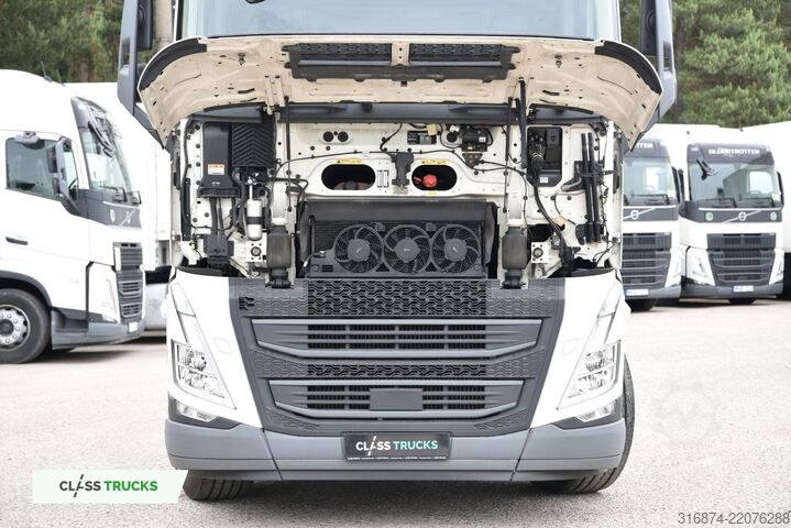 Standardne veomasin VOLVO FH 500 Globetrotter XL I-ParkCool ACC