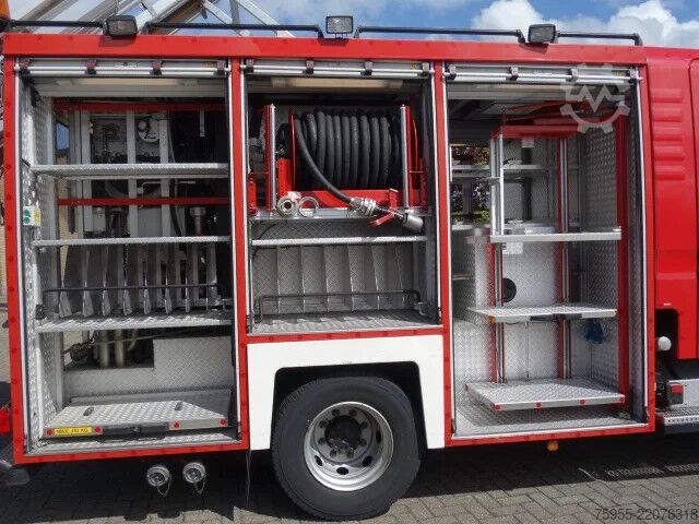 Camión de bomberos MAN TGM 15.240 godiva pump 2000liter water and 200 ...