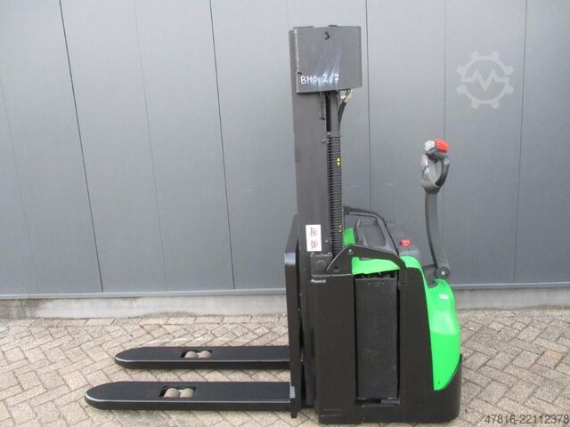 Gerbeur manuel CESAB S215