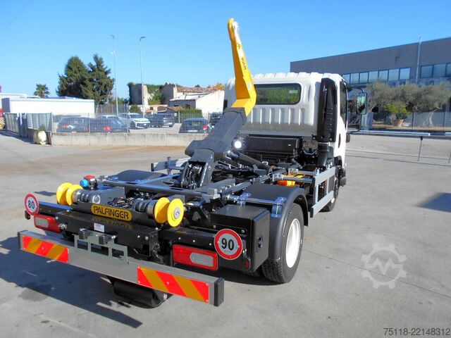डिपॉजिट टिपर वैन Isuzu M30 (7,5 ton) - SCARRABILE PALFINGER