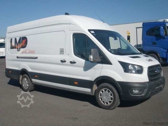 ऊँची और लंबी बॉक्स वैन Ford Transit Trend 350 L4H3 Parktronic