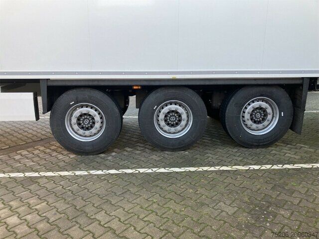 Specializētais kravas auto Krone Cool Liner  SDR 27 eL4-MT