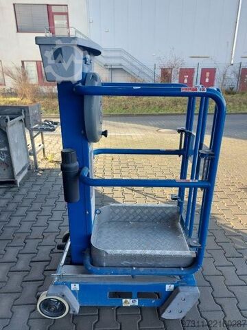Lyftplattform Power TOWERS PECOLIFT