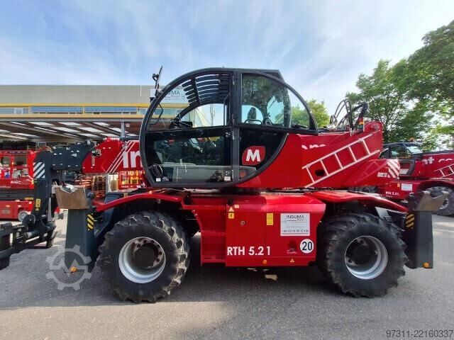 텔레스코픽 로더 Magni RTH 5.21