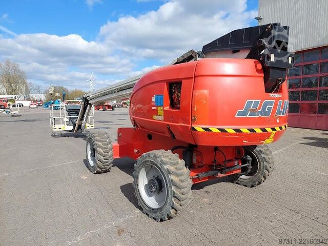 Platforma telescopică JLG 660SJ