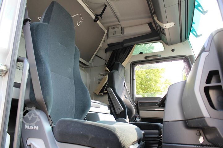 Standard tractor unit MAN TGX 18.520 XXL D38   Retarder   MOTOR GERÄUSCHE