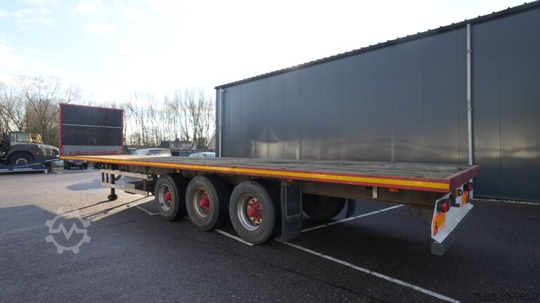 Platformos priekaba Netam-Fruehauf 3 AXLE FLATBED TRAILER
