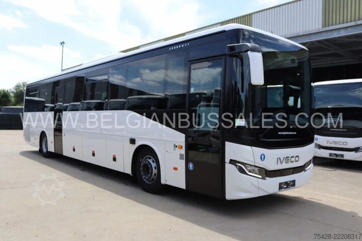 Bus interurbain Iveco Crossway 13m Pop Light / NEW!!
