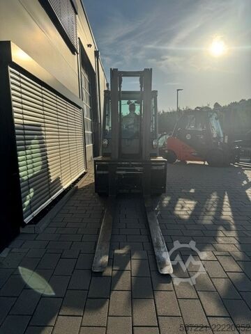 Empilhadeiras a diesel Jungheinrich DFG 545s
