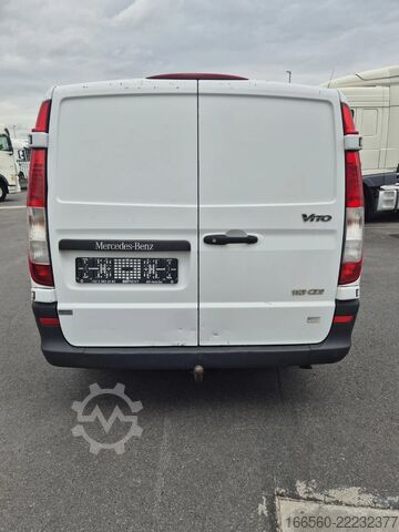 バン Mercedes-Benz Vito 113 CDI