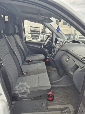 バン Mercedes-Benz Vito 113 CDI