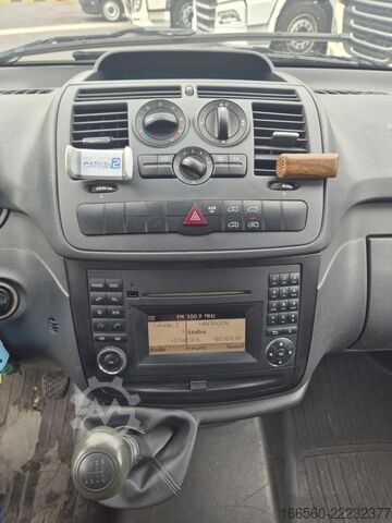 バン Mercedes-Benz Vito 113 CDI