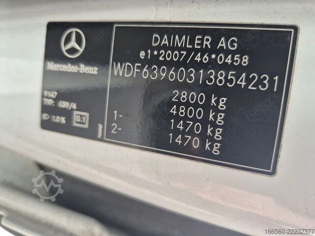 バン Mercedes-Benz Vito 113 CDI