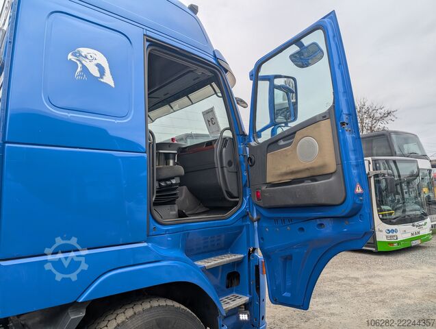 Hakowiec Volvo FH520 -37 8X4 JOAB Lift+Lenkachse Blatt/