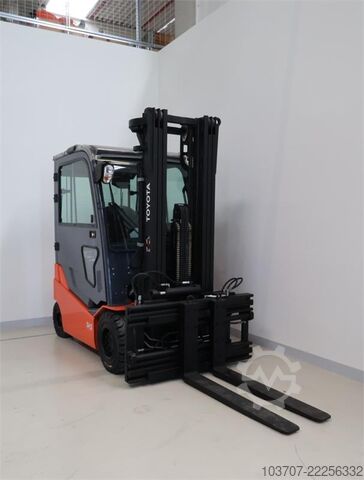 Heftruck Toyota 8FBMKT30