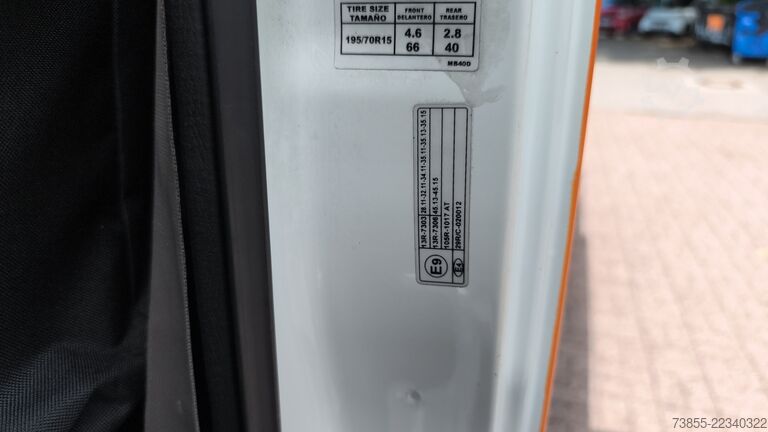 车载式高空作业平台 Nissan Cabstar France Elevateur Topy 100-1