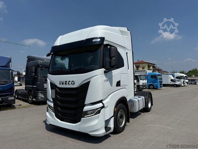 Standardne veomasin Iveco s-way 490