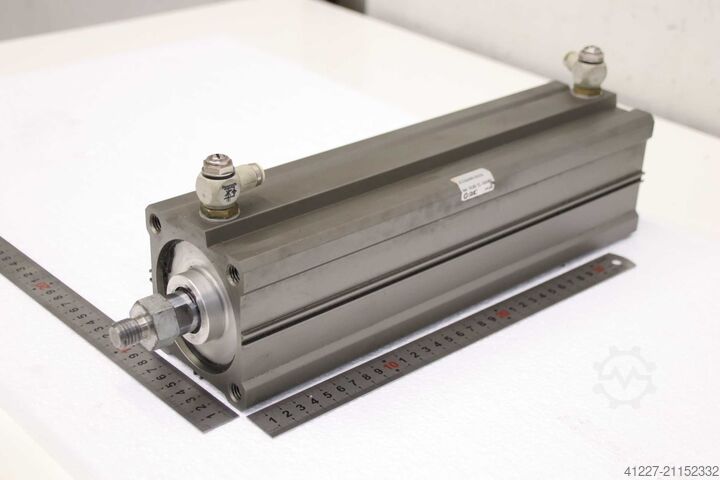 กระบอกสูบแบบคอมแพค SMC ECDQ2A80-300DC  Hub 30 mm