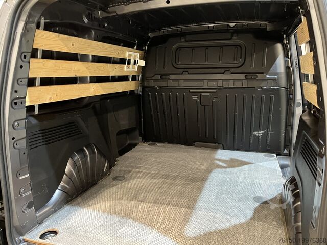 Break cu acoperiș înalt Opel Combo 1.5D L1H1 / Euro 6 / Airco / Cruise Contr...