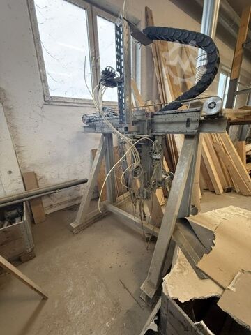 Linka na prstové spoje GOETZINGER Keilzinkenanlage