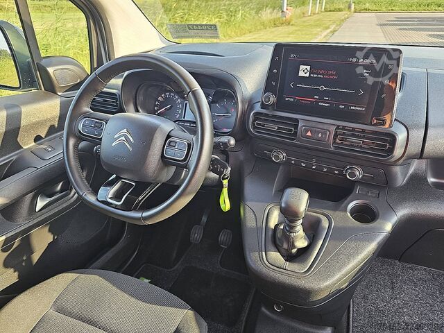 กระเป๋าเดินทาง Citroën BERLINGO 1.5 L1 Navi NAP Euro6 AC