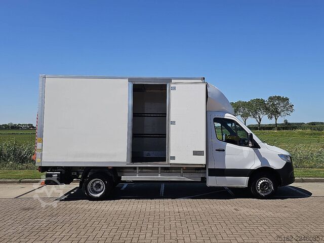  MERCEDES-BENZ SPRINTER 515 Bakwagen Laadklep!