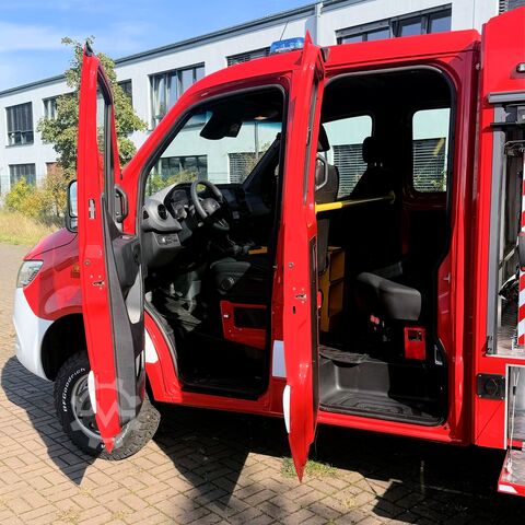 TSF-W / MLF MB Sprinter 4 x 4 Feuerwehr Mercedes-Benz Sprinter 519