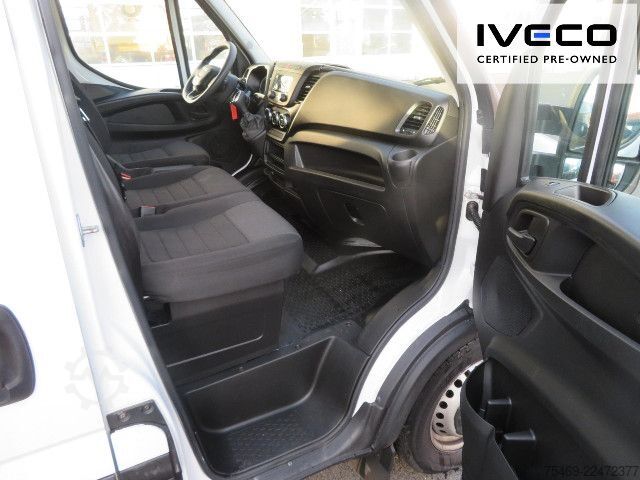 Dodávka s vysokou střechou IVECO 35S16A8V