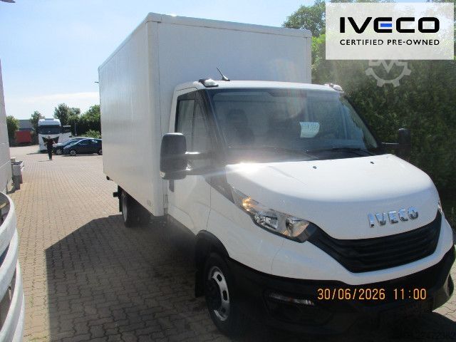 Transporter mit Koffer IVECO 35C16H
