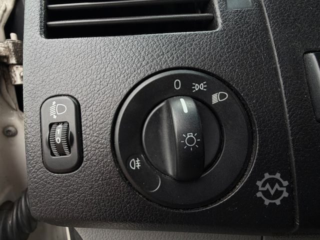 Minibus VW Crafter 2.0 Tdi 80 kw L2H2 9Sitze Klima Tempomat