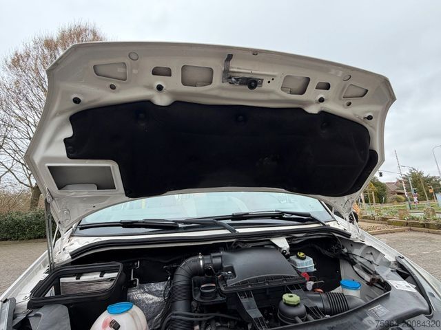 Minibus VW Crafter 2.0 Tdi 80 kw L2H2 9Sitze Klima Tempomat