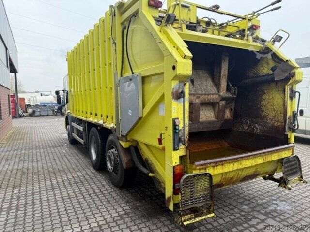Garbage truck Mercedes-Benz 2633 6x2 Econic Geesink Value PAK