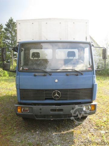 Dodávka s plachtovou bočnicou MERCEDES-BENZ 814 Blatt-Blatt *155.000 KM*  (4,65m-Aufbau) AHK