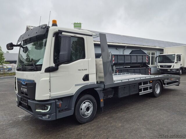 Tovornjak za prevoz avtomobilov man TGL 12.220 BL Autotransporter AHK