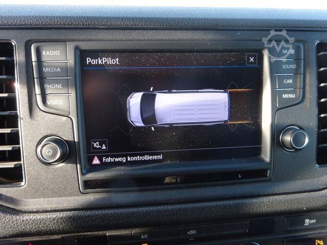 High top van VOLKSWAGEN Crafter Kasten Kasten 35 lang Hochdach FWD