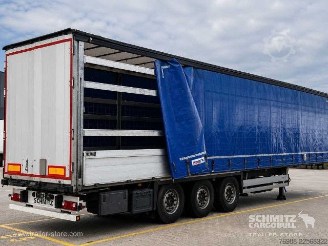 Відкритий напівпричіп з тентом Schmitz Cargobull Curtainsider Bordwandsider