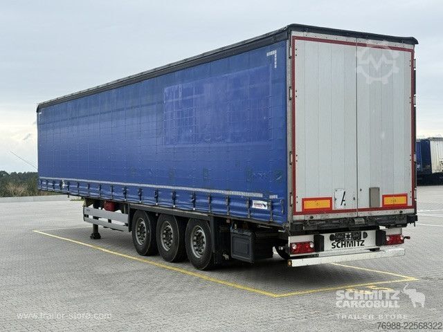 Відкритий напівпричіп з тентом Schmitz Cargobull Curtainsider Bordwandsider