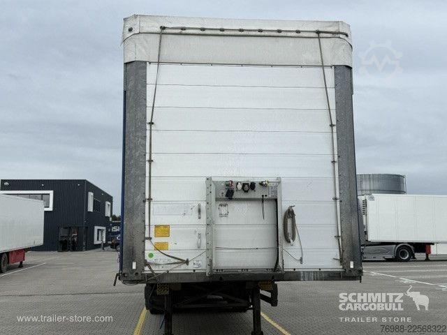 Відкритий напівпричіп з тентом Schmitz Cargobull Curtainsider Bordwandsider