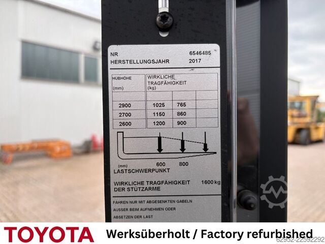 Carretilla elevadora Toyota SWE 120 L / Akku neu!