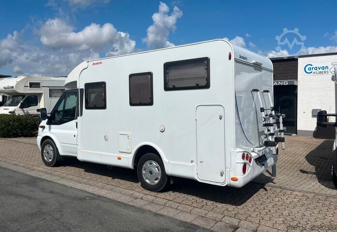 Gjysmë e integruar kamping-makinë DETHLEFFS Van 001 - Festbett - Solar - Klima - TV -