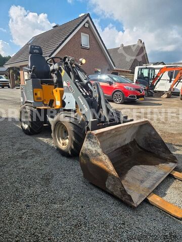 Mini-excavator WEIDEMANN GIANT D254SW