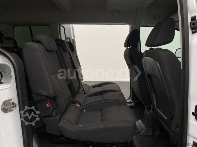 Minibusz FORD Grand Tourneo *Rollstuhl-Rampe* Kamera (3779)