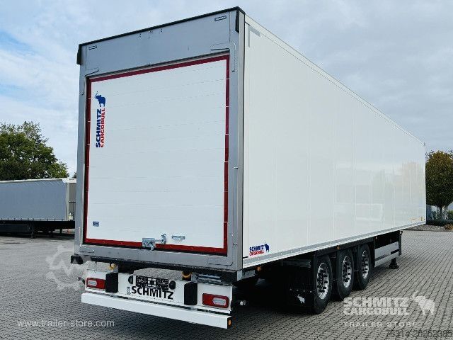 Kjølesemi Schmitz Cargobull Tiefkühler Standard Doppelstock Trennwand Rolltor