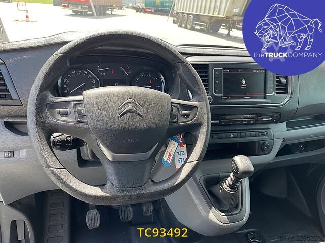 شاحنة بانل Citroën Jumpy 2.0 // L2 // Premium // GPS // Camera
