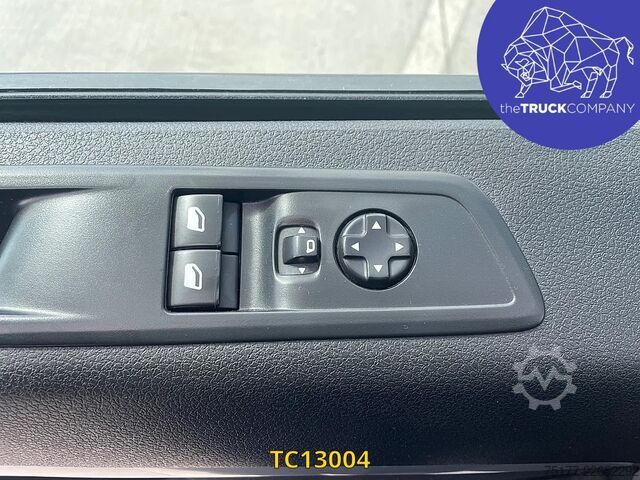 Panel van Opel Vivaro 2.0 CDTI DUBBELE CABINE - 6 ZITPLAATSEN