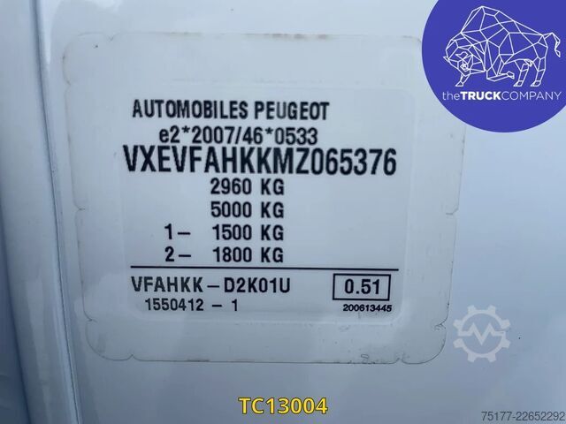 Panel van Opel Vivaro 2.0 CDTI DUBBELE CABINE - 6 ZITPLAATSEN