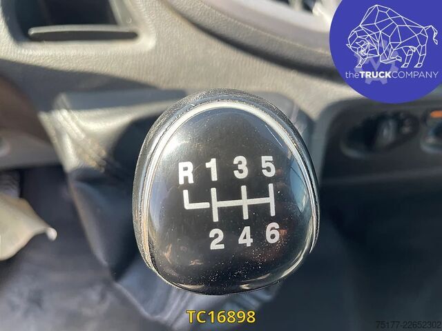 Fourgon tôlé Ford Transit L2H2 2l 105cv