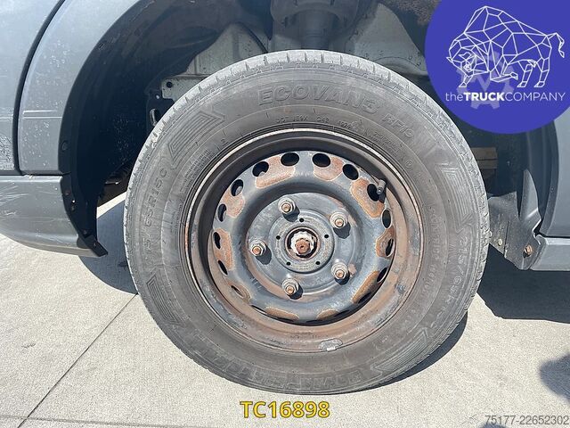 Fourgon tôlé Ford Transit L2H2 2l 105cv